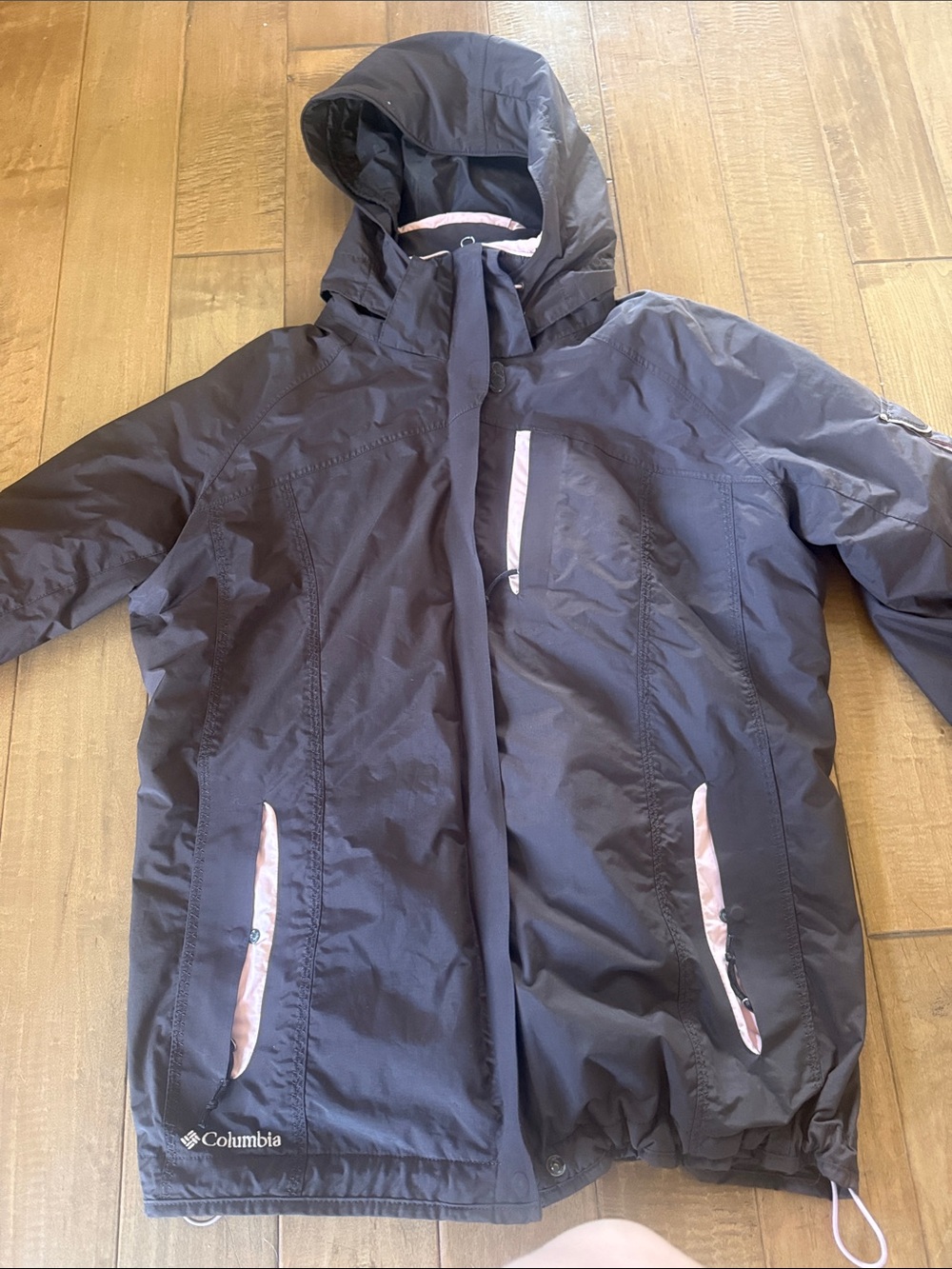 Columbia women’s Brown hooded Winter Jacket